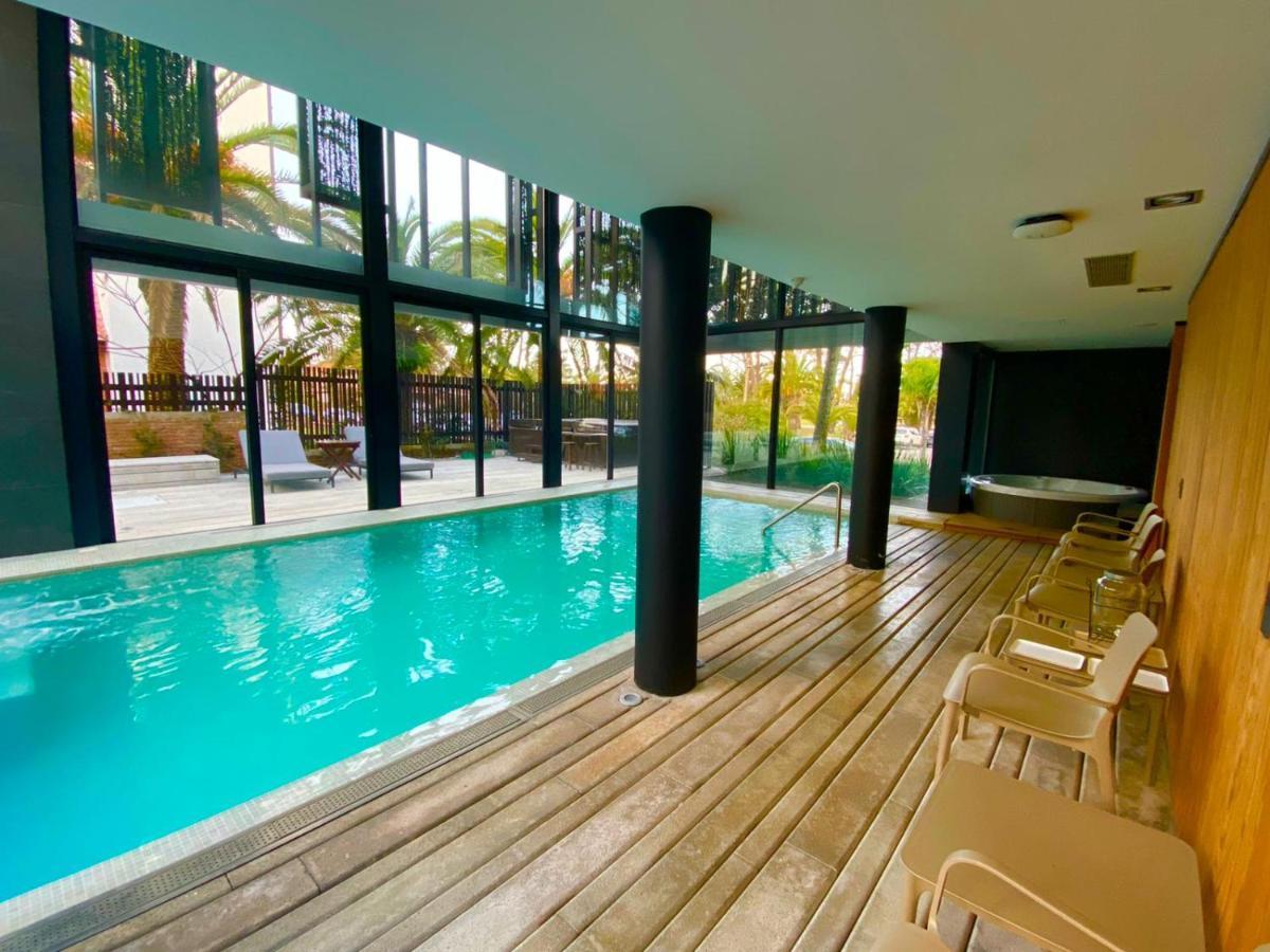 La Capilla - Punta Del 4*